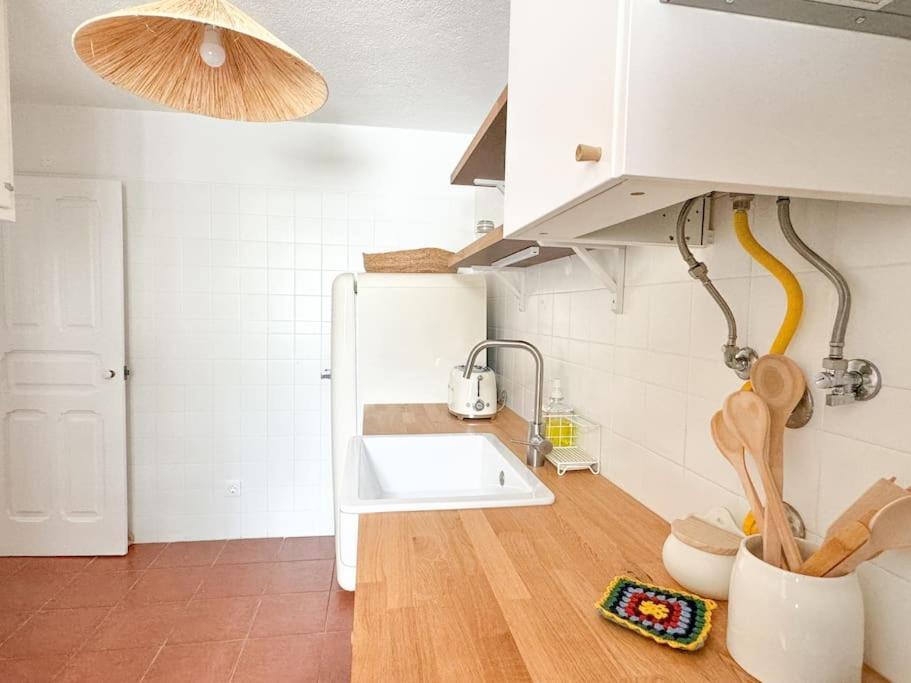 Costa Inn Beach House With Pool By Homeful Homes كوستا دا كاباريكا المظهر الخارجي الصورة